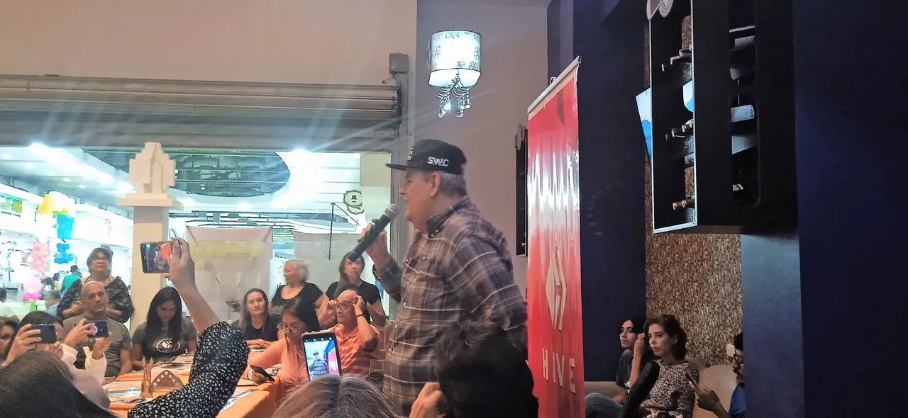 Hive Blockchain Meet Up Web 3 acont fermionico.jpg