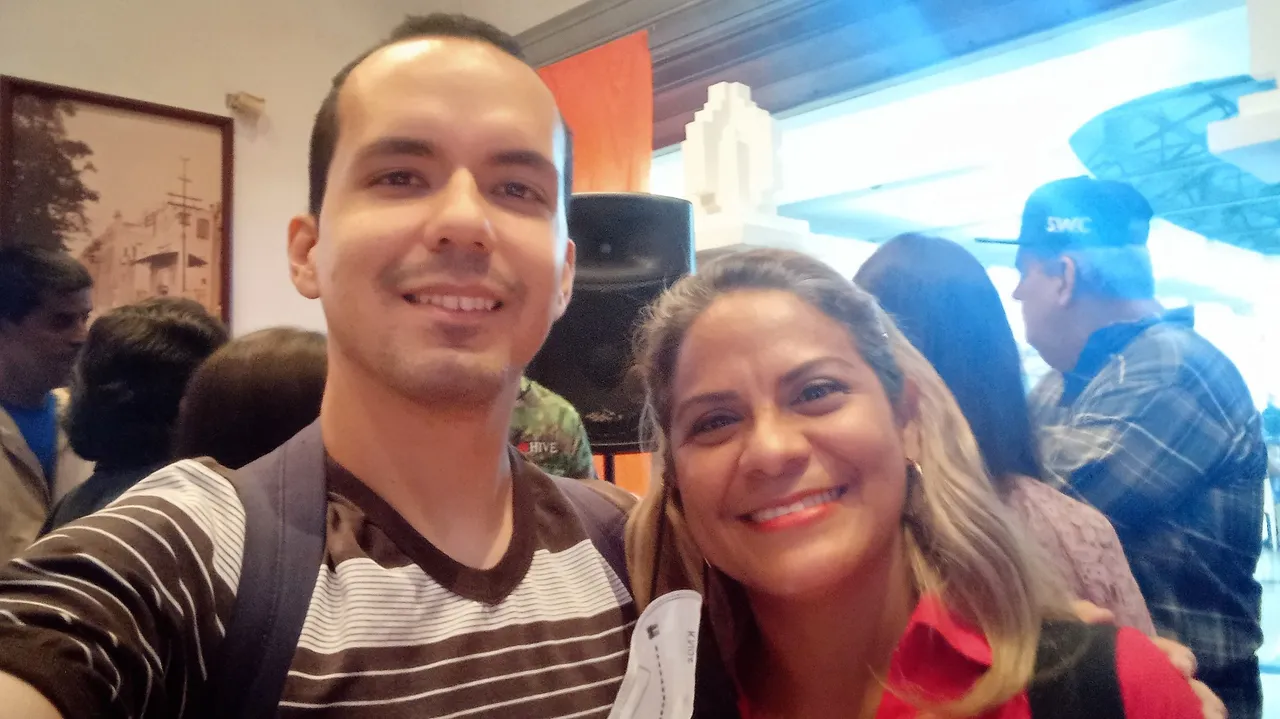 Hive Blockchain Meet Up Web 3 acont soyunasantacruz.jpg