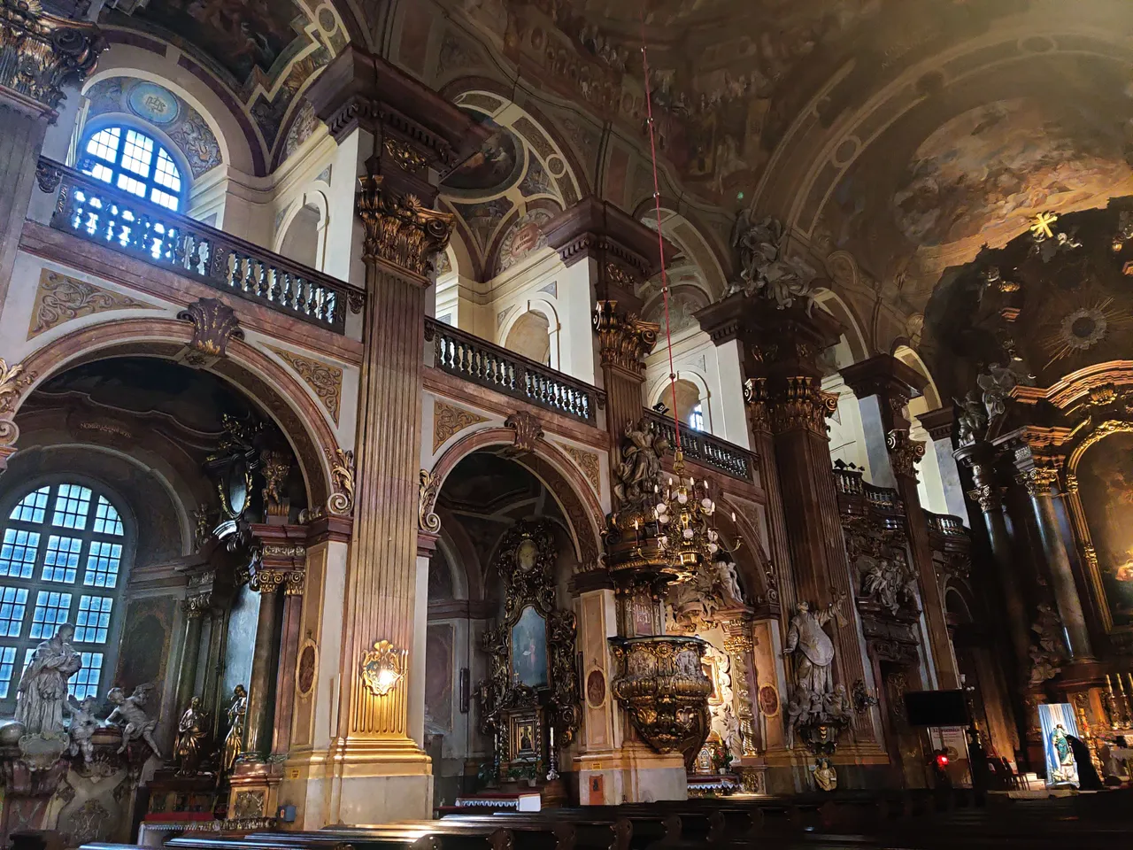 Kościół uniwersytecki Najświętszego Imienia Jezus Wroclaw 8.jpg