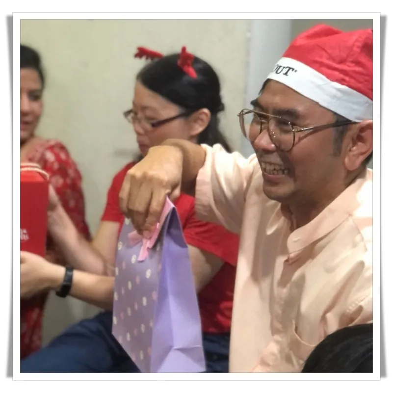 ExchangeGifts.jpg