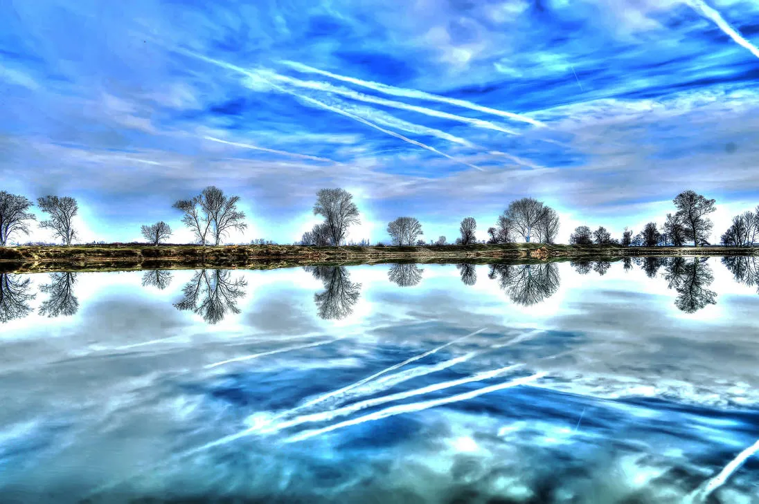 Beautiful water reflexion HDR