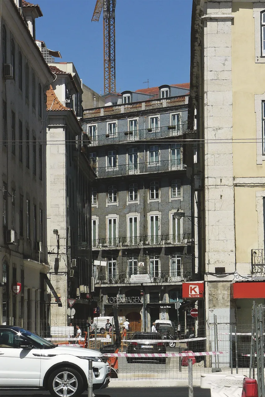 Lisbon center 3.jpg
