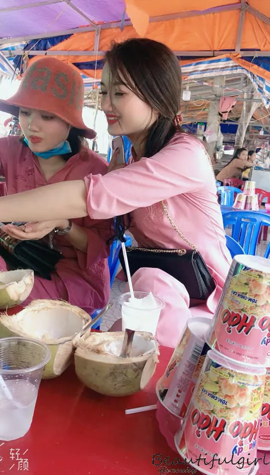 huong1511 2.jpg