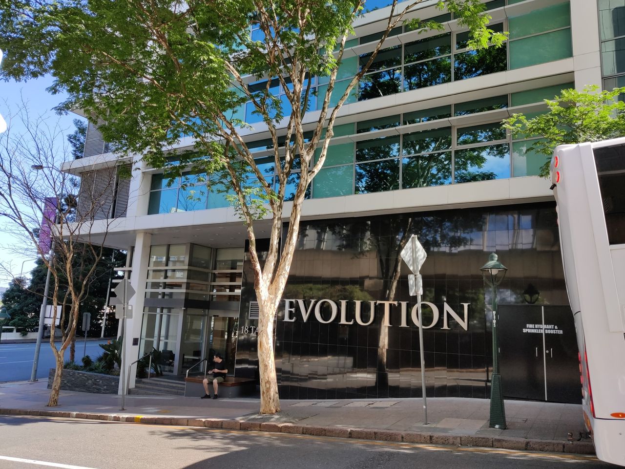 Evolution Apartments: Brisbane (AUSTRALIA).jpg