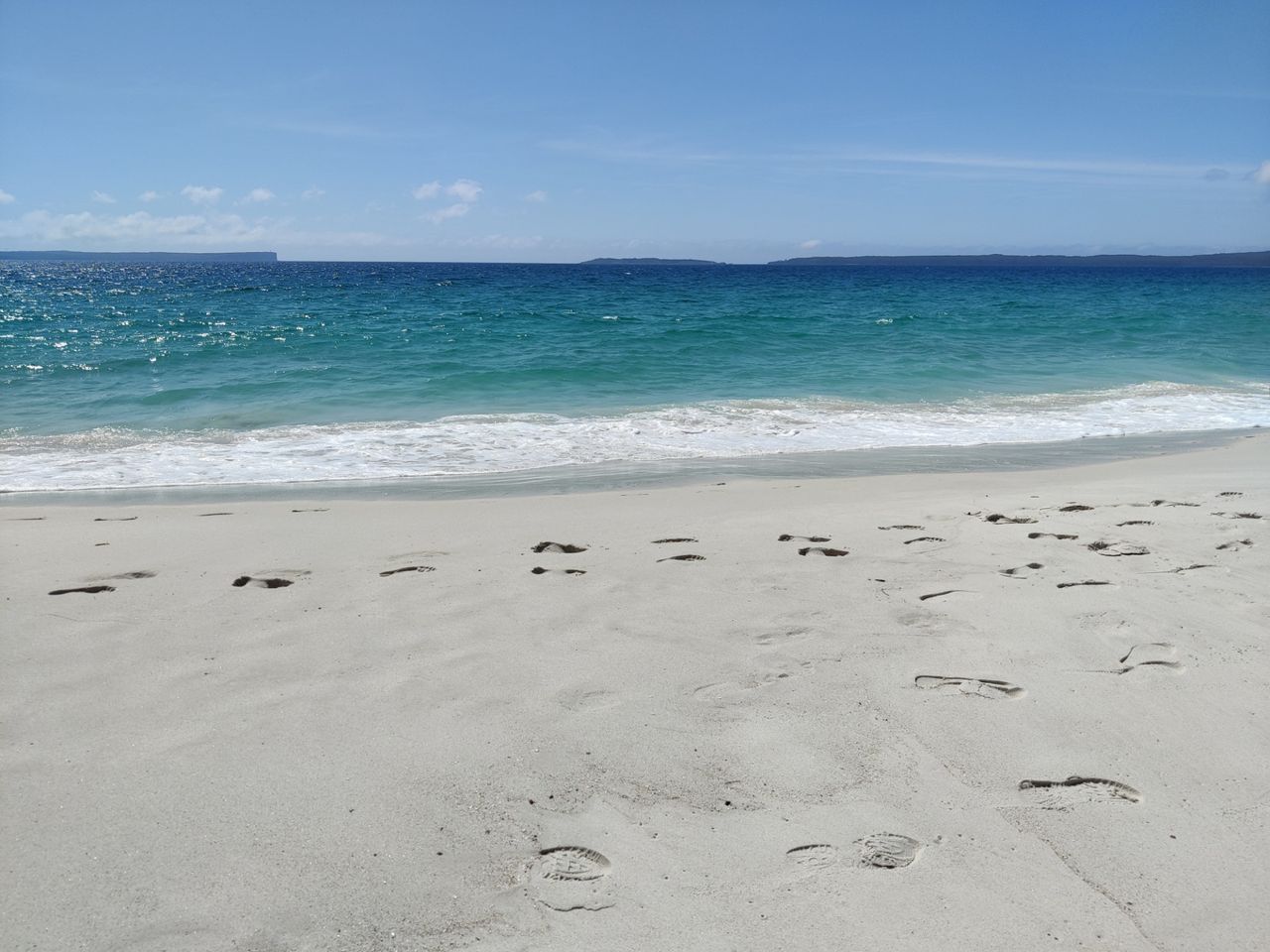 White Sands Walk: Jervis Bay, AUSTRALIA.jpg
