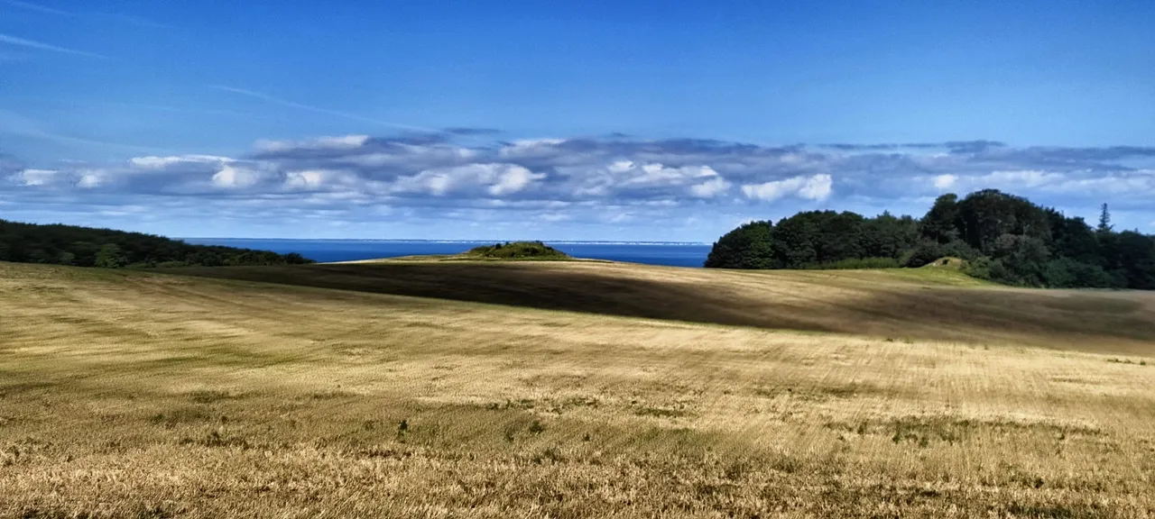 Empty landscapes for hikers