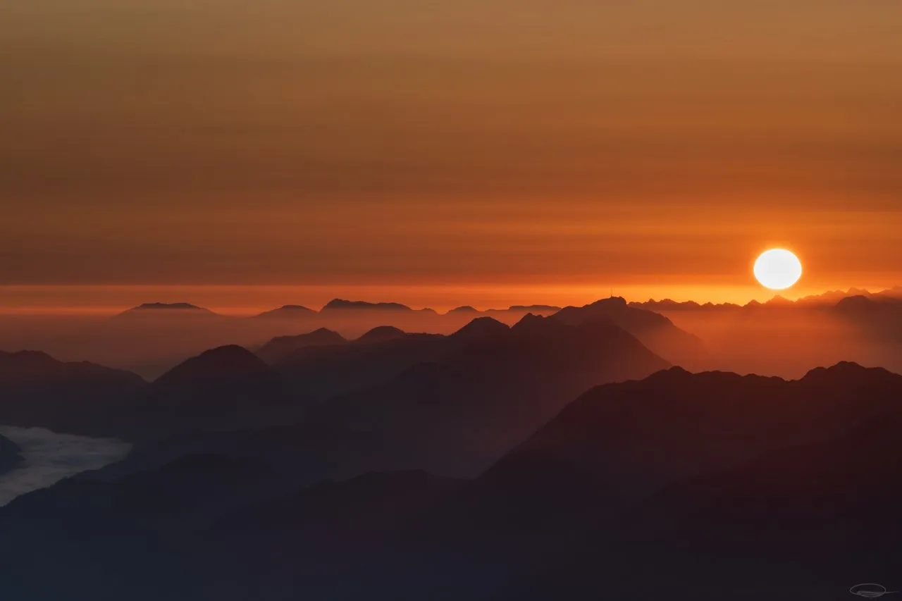 Sunrise view from the Mountain Hochstadel (October 2019)