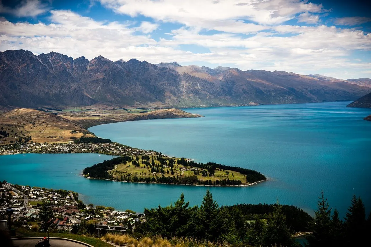 queenstown-277080_1280.jpg