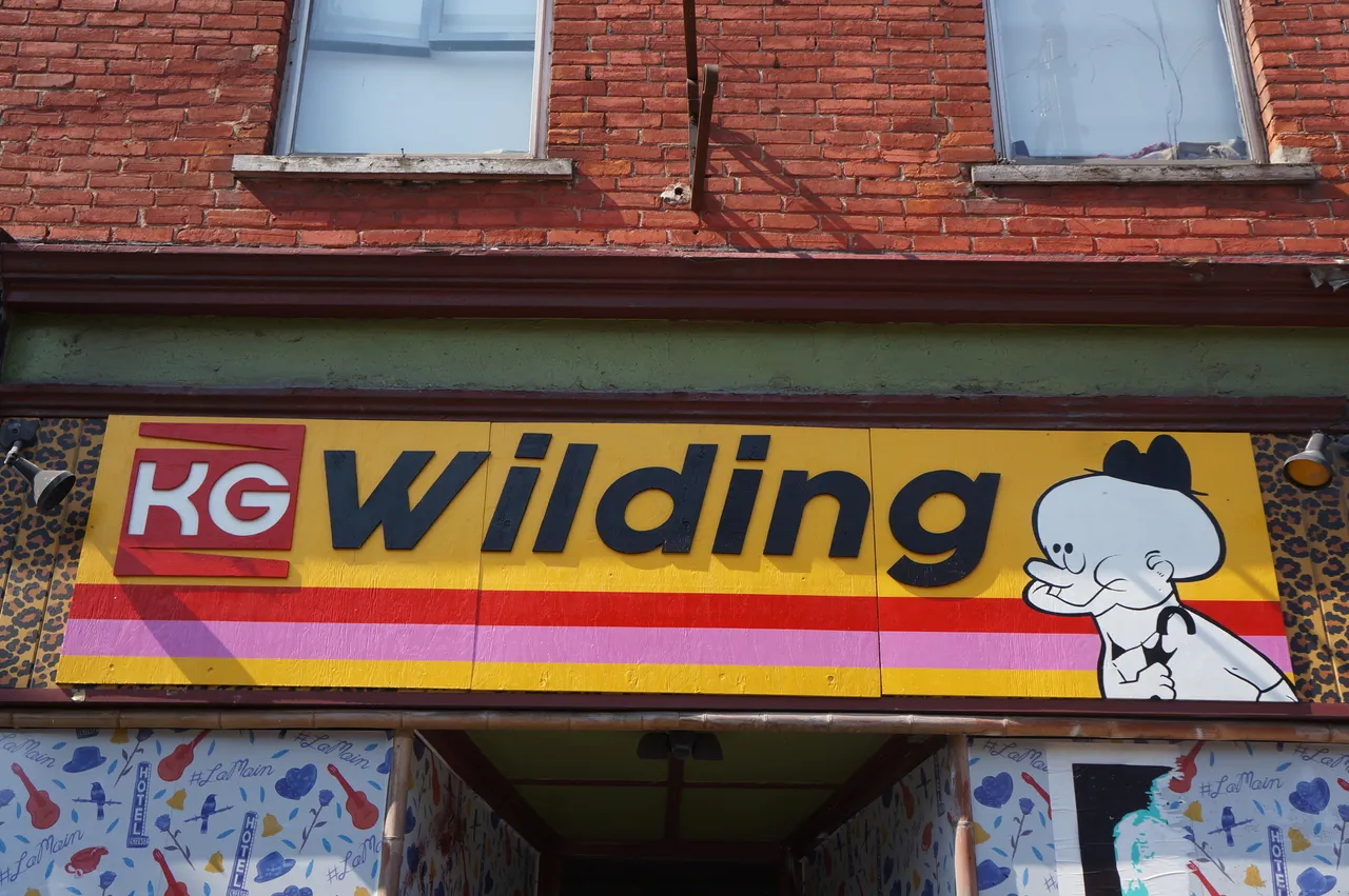 428 - Benny Wilding sur St Laurent.jpg