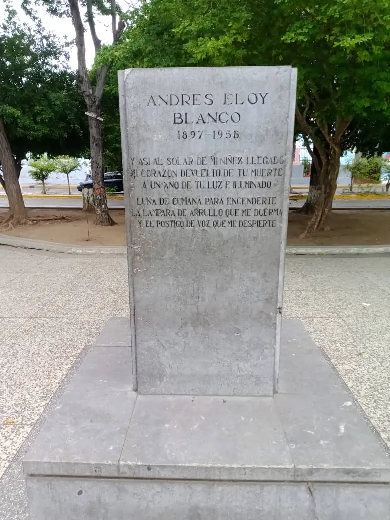 plaza (17).jpeg