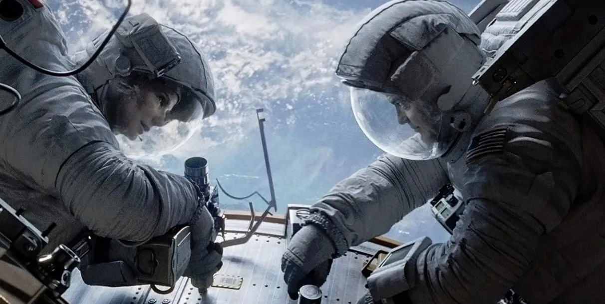 Gravity-208718607-large.jpg