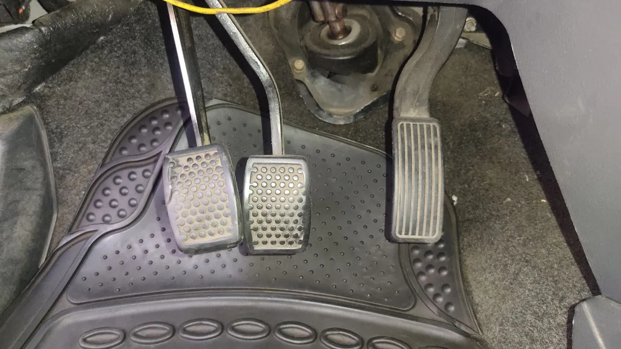 car2.jpg