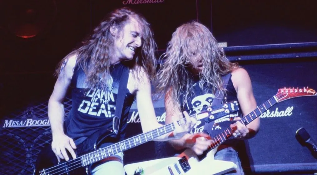 cliff-burton-james-hetfield.jpeg