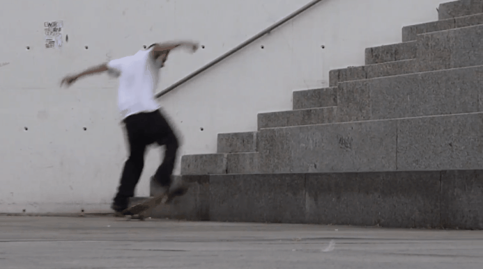 fs nose to backward.gif