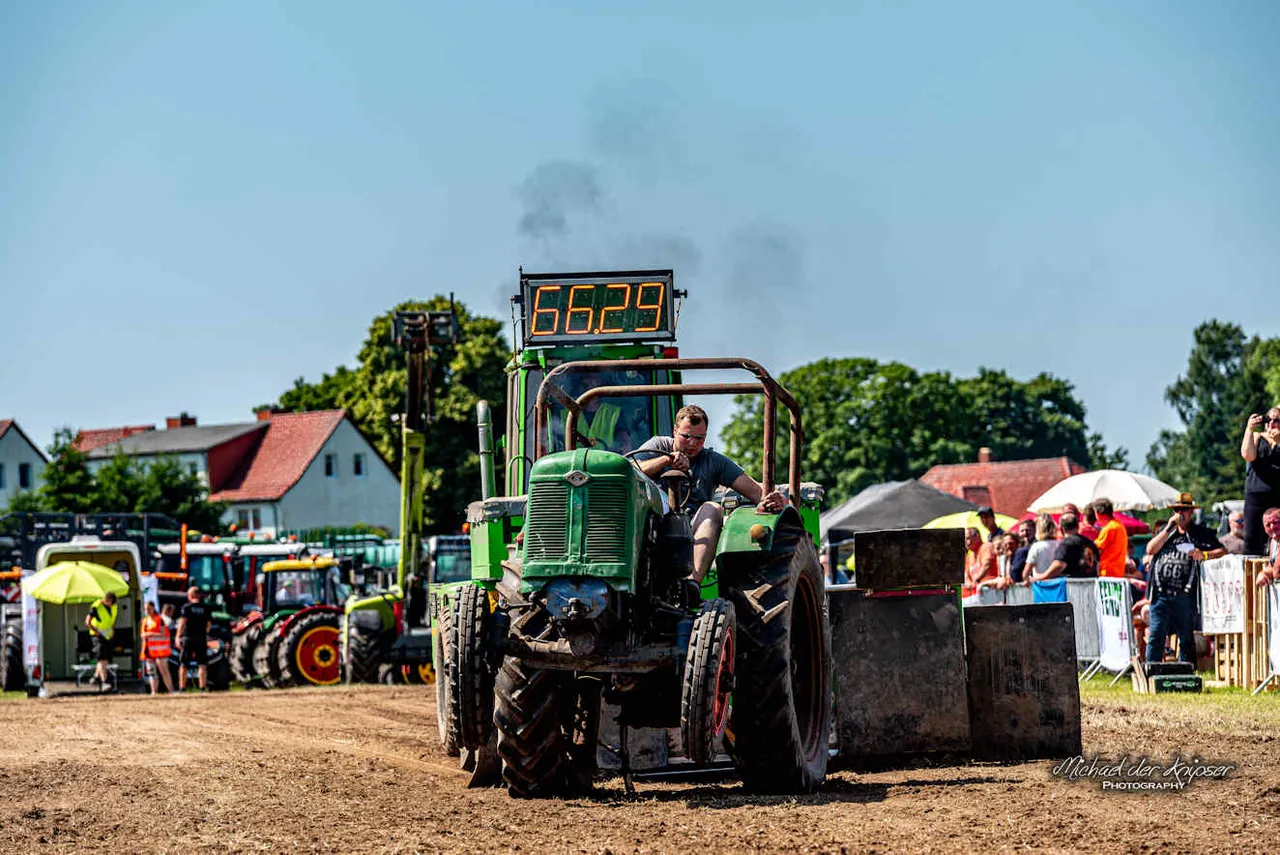 BRF_4362-Verbessert-RR.jpg