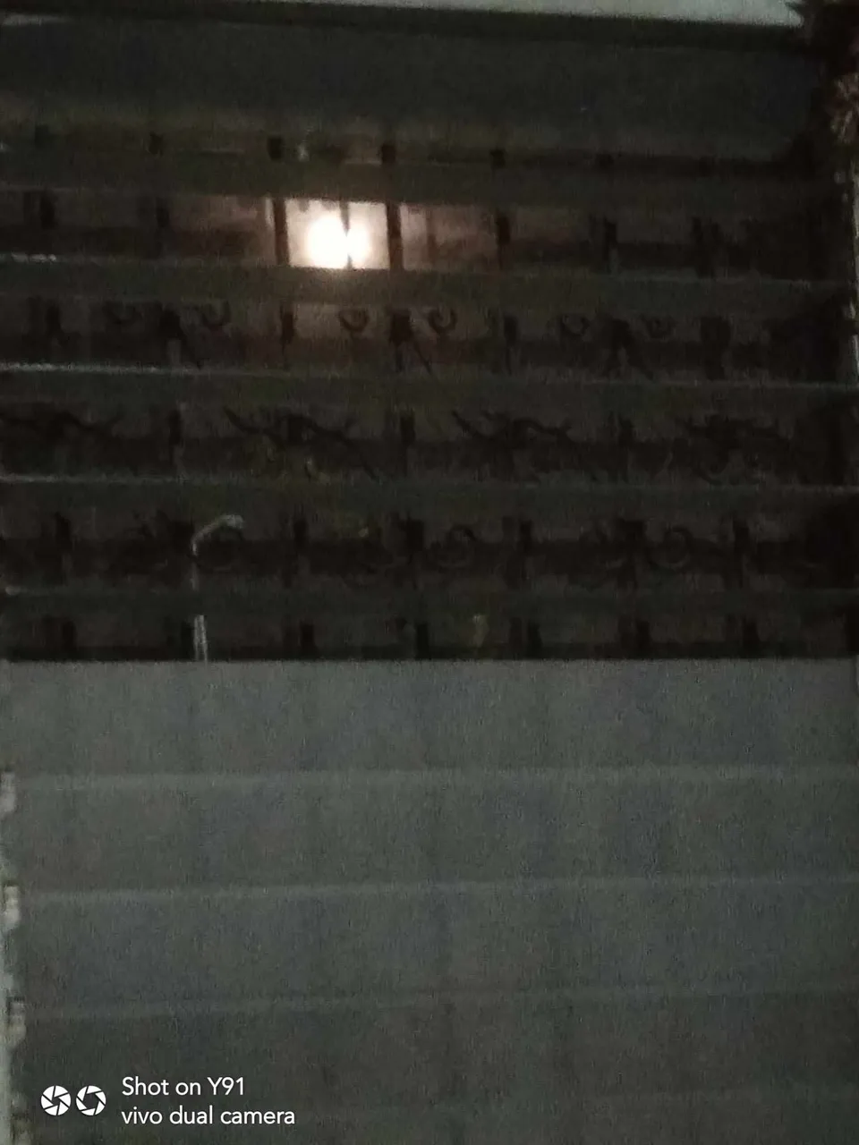 fullmoonbymywindow.jpg