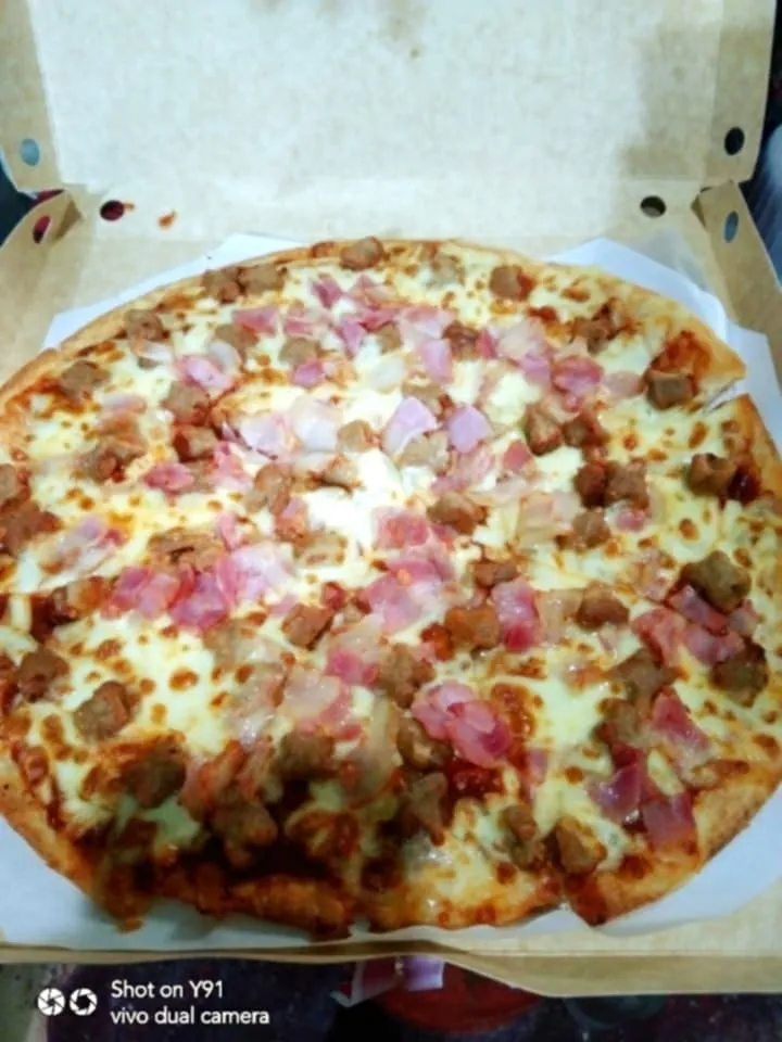 baconcheeseburgermegacrunch.jpg