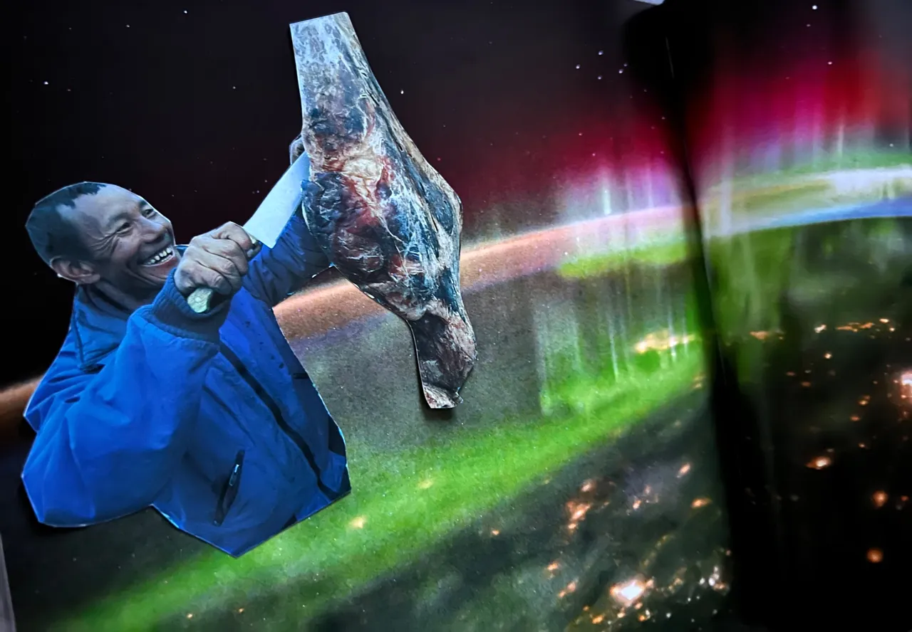 Got a new place for my outer space street shop, November 2023, UK