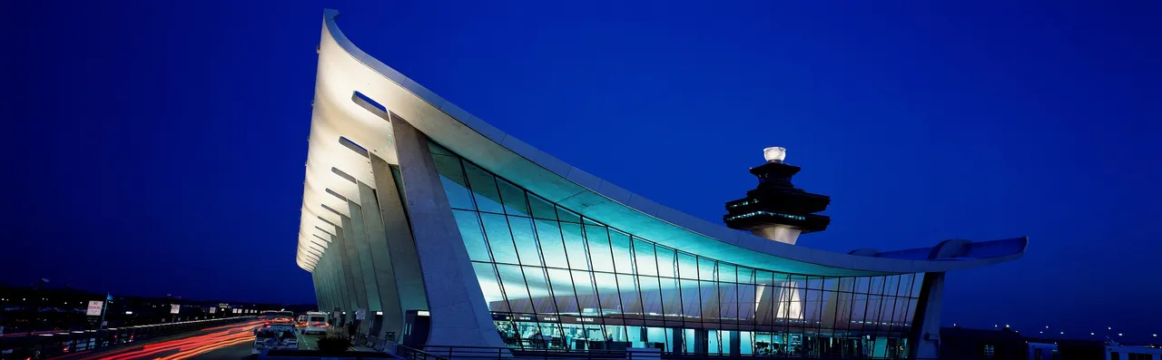 dulles-geddf0a8a2_1920.jpg