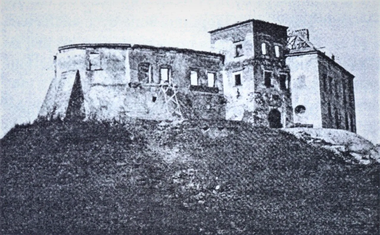 ііі.jpg