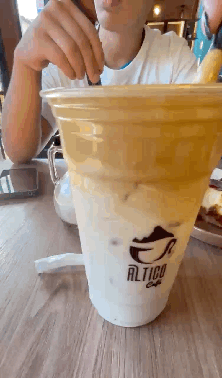 C6323993-4A04-4A9D-AD51-233862AB687F.gif