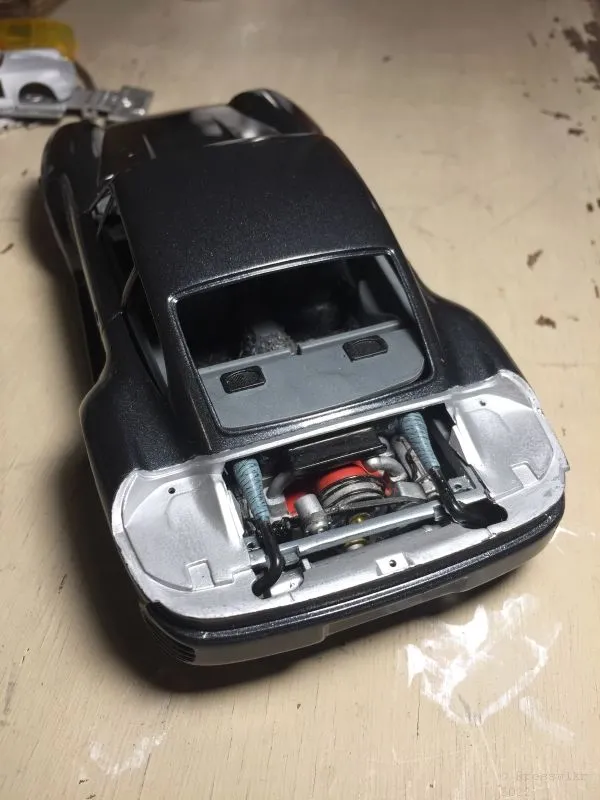 porsche-959-124-scale-0034.jpg