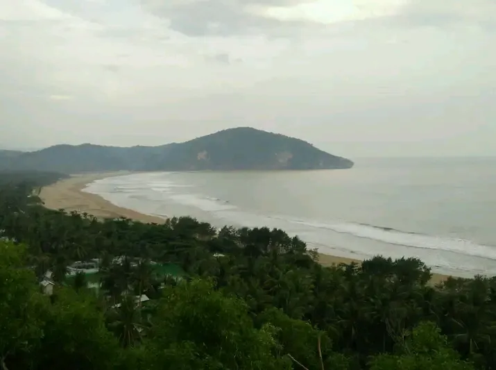 Pantai 1.jpg