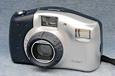 Kodak-Kb-Zoom-35Mm-Film-Camera-With-28-50Mm.jpg