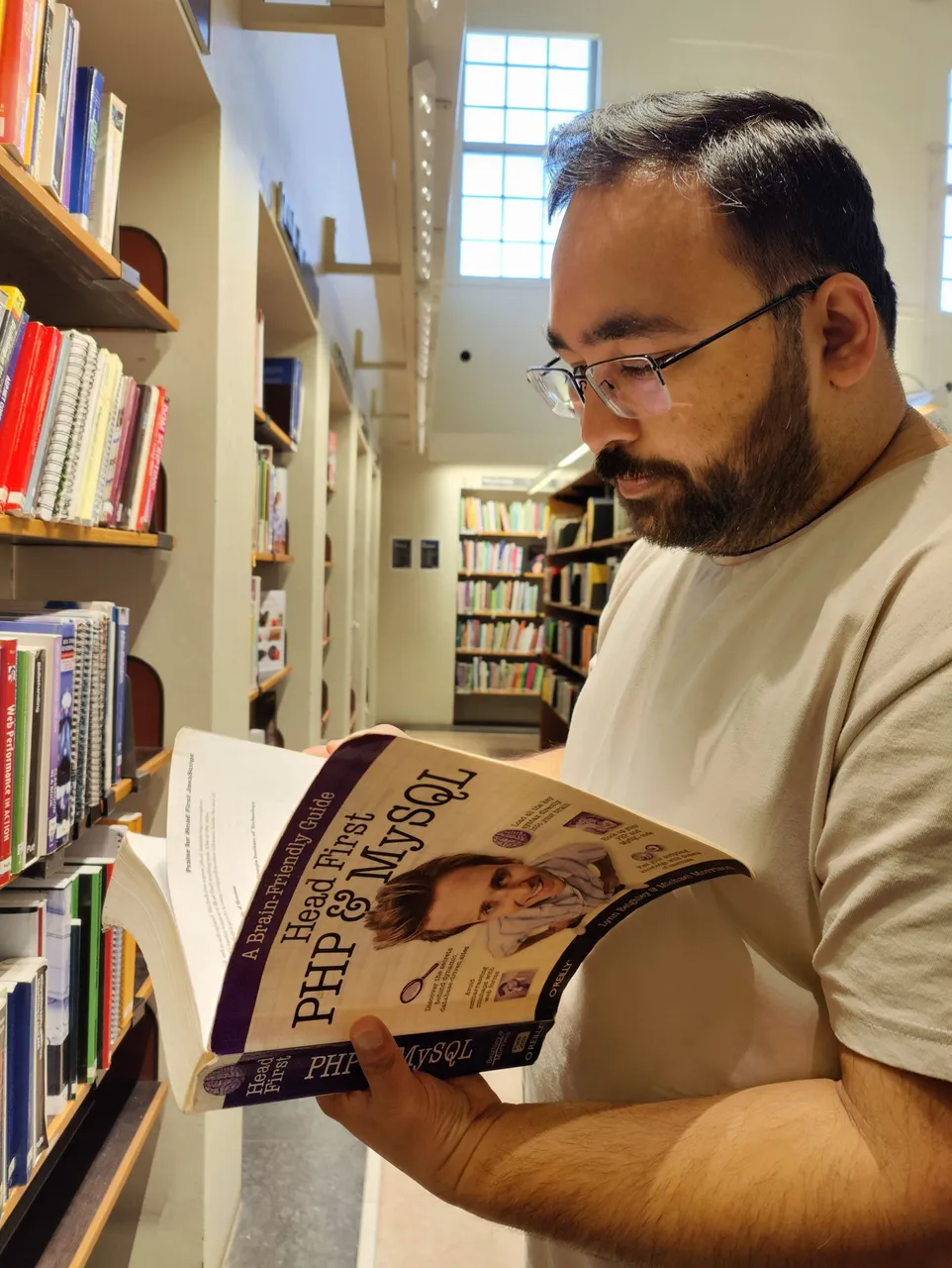 Shahzad Ansari at Stockholm Stadsbibliotek
