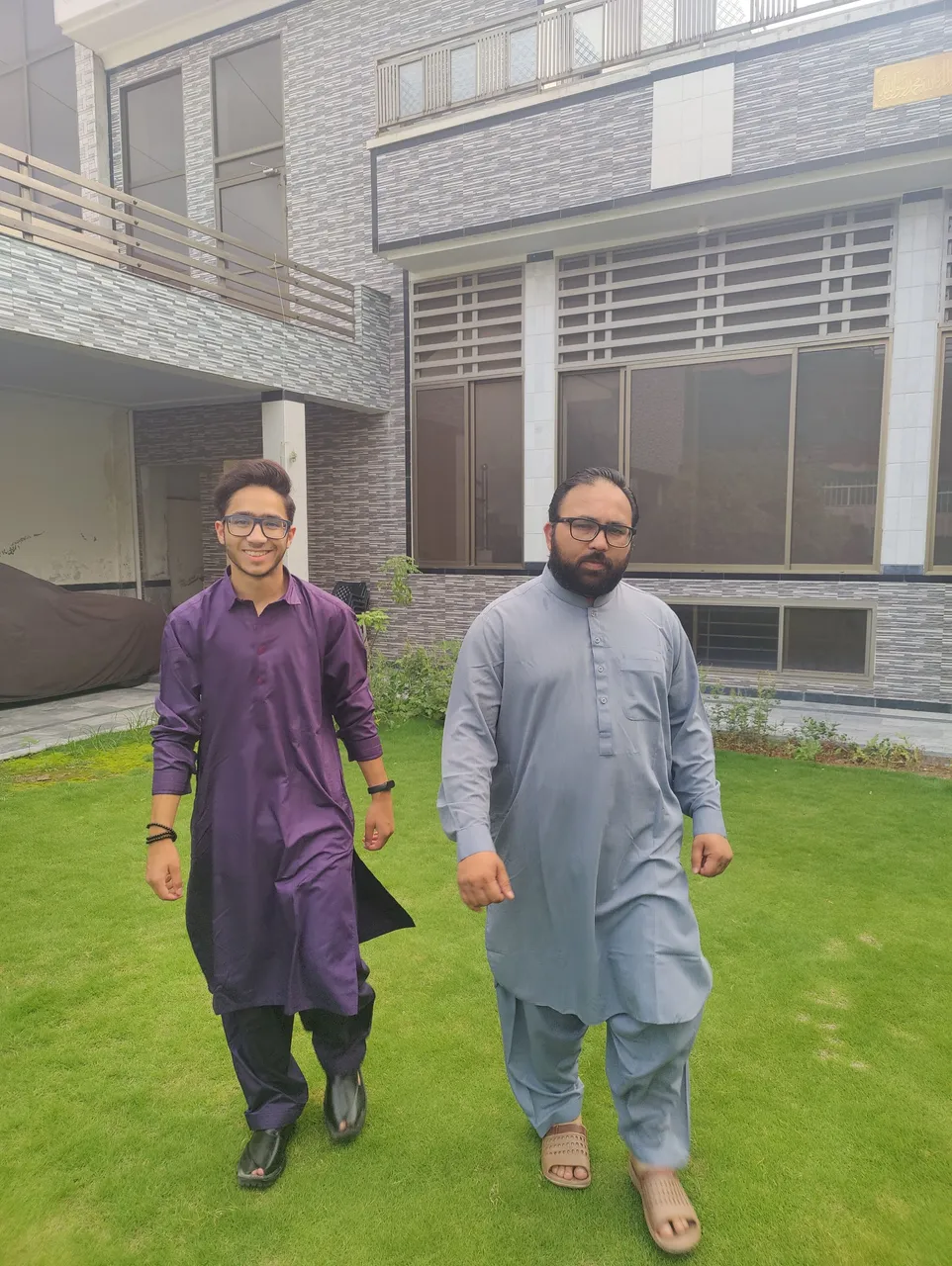 ABDULSHAKOOR MALANG BABA SARKAR ASTANA E ALIYA SANI BABA | me with @saif-ul-wahab