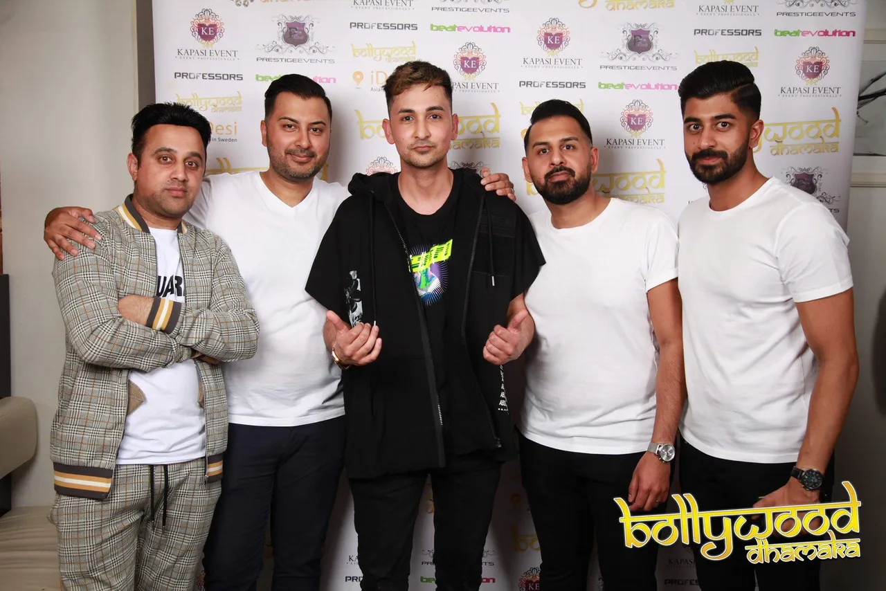 Kapasi Brothers with Zack Knight