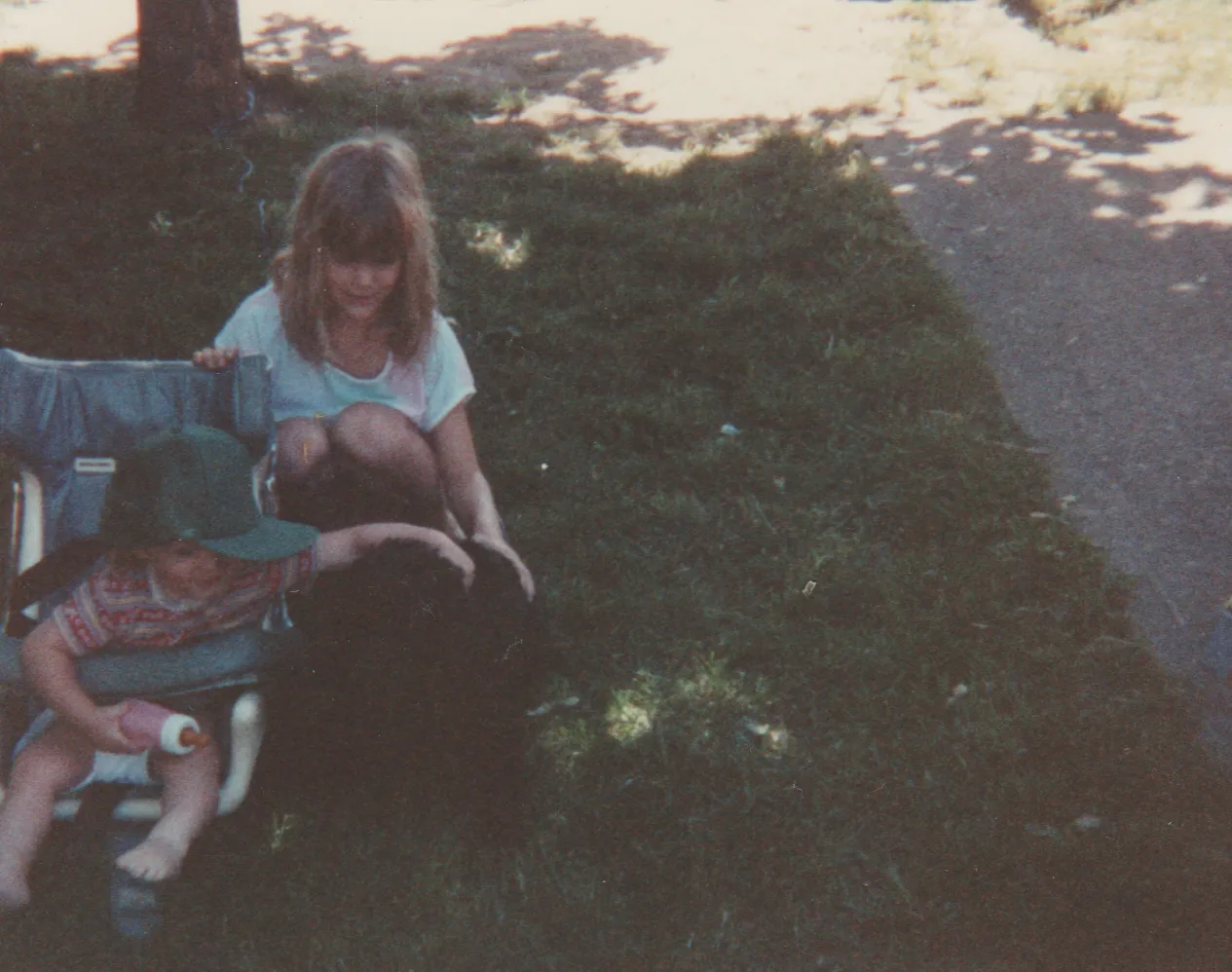 1991-07-06 - Crystal and others, summer-5.png