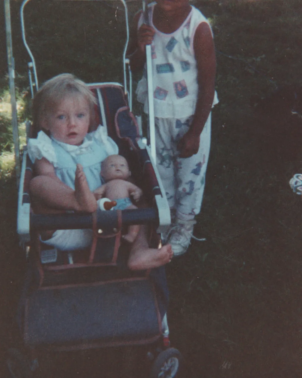 1991-07-06 - Crystal and others, summer-1.png