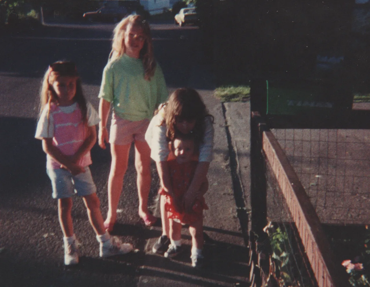 1991-07-06 - Crystal and others, summer-2.png