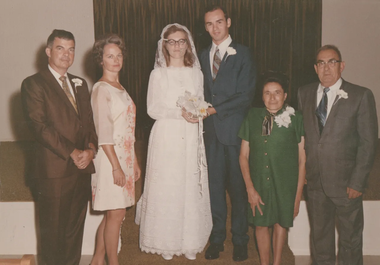 1971-09-04 - Saturday - Wedding Photos-04.png