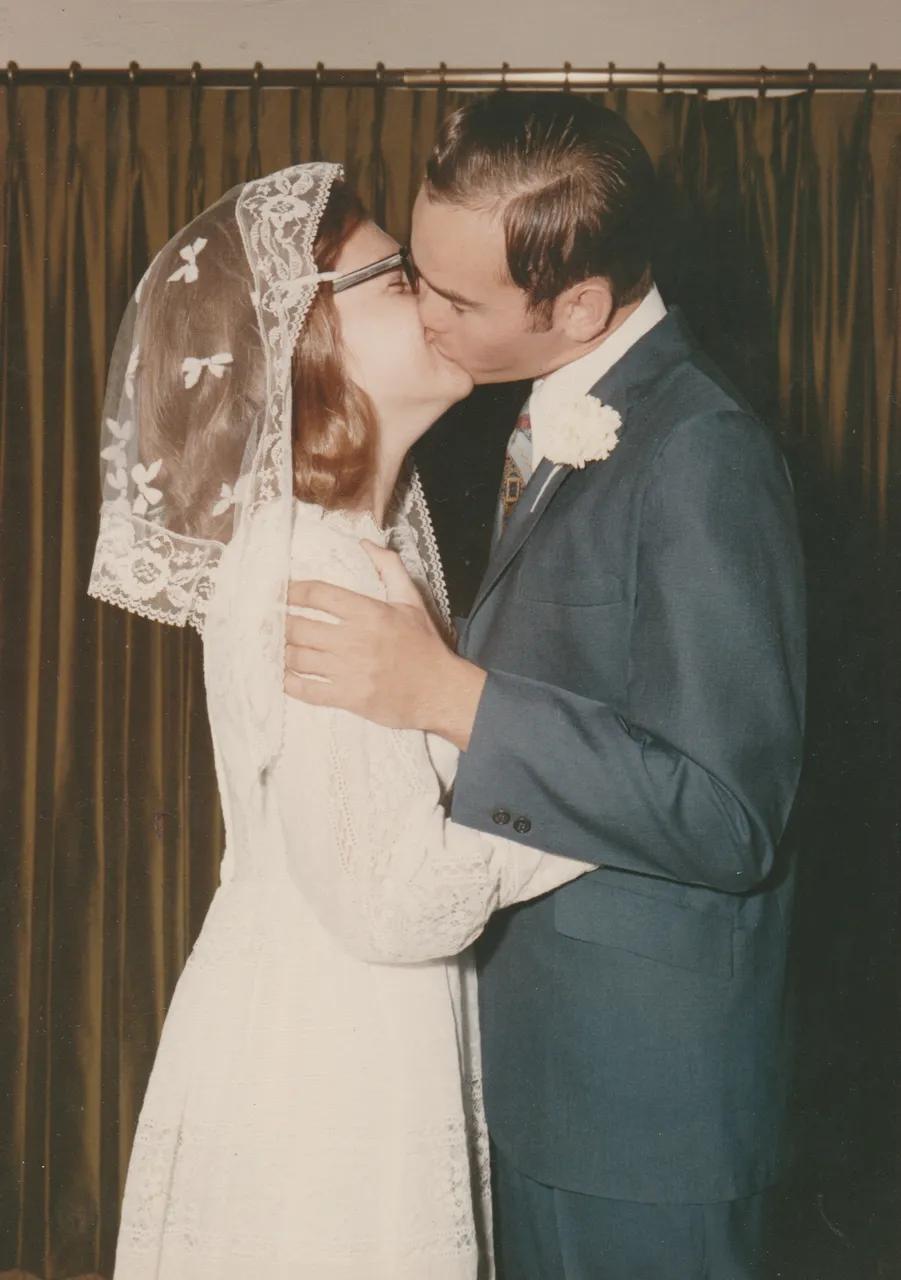 1971-09-04 - Saturday - Wedding Photos-12.jpg