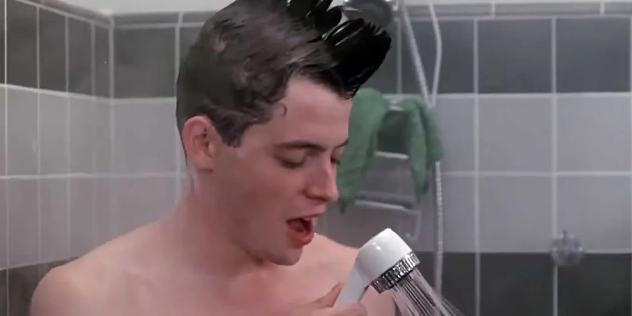 heres-why-you-should-be-singing-in-the-shower-more.jpg