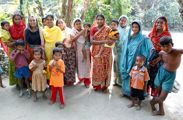 Bangladeshi-villagers-near-Dhaka-Bangladesh-2-AJHD.jpg