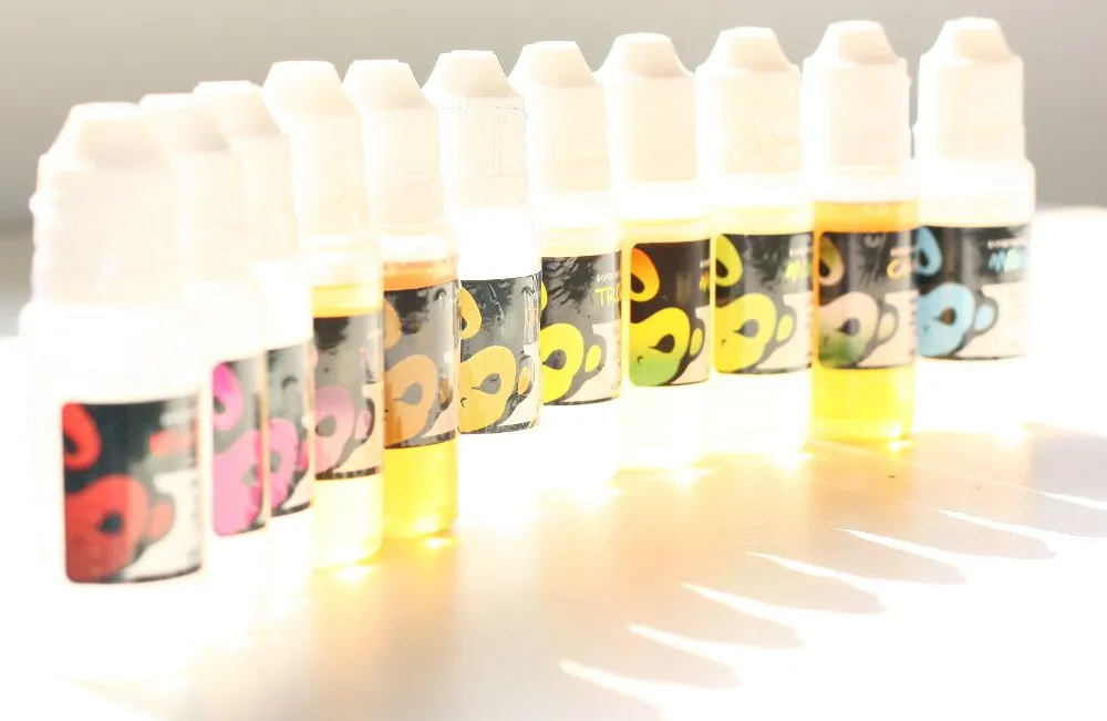 E-Cigarette_E-liquid_by_Vaping_Monkey_(9628487175).jpg