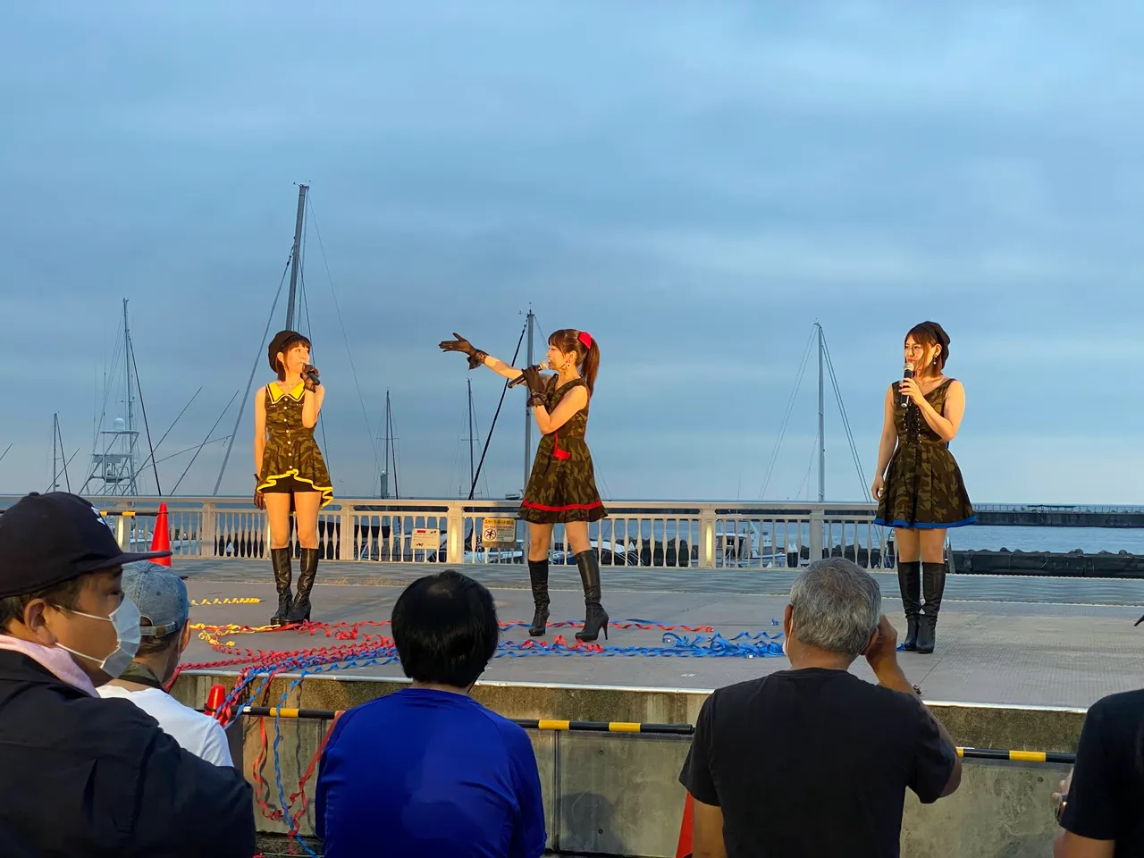 After a song and dance, they thanked the people and introduced their last song