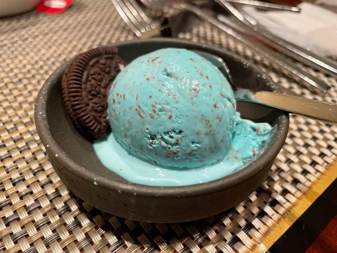 Choco mint with oreo topping