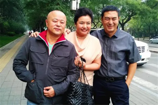 王澜：与冯小刚同时成名，因病耽误演绎事业，如今发福一圈却依旧美丽