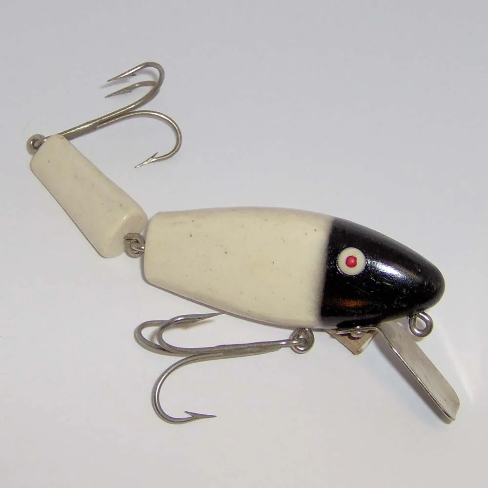 RARE L & S BAIT MUSKY (MUSKIE) BASS-MASTER LURE with BLACK HEAD w