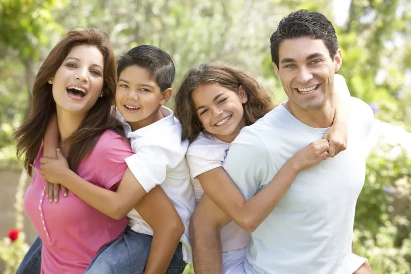 familiafeliz830x553.jpg