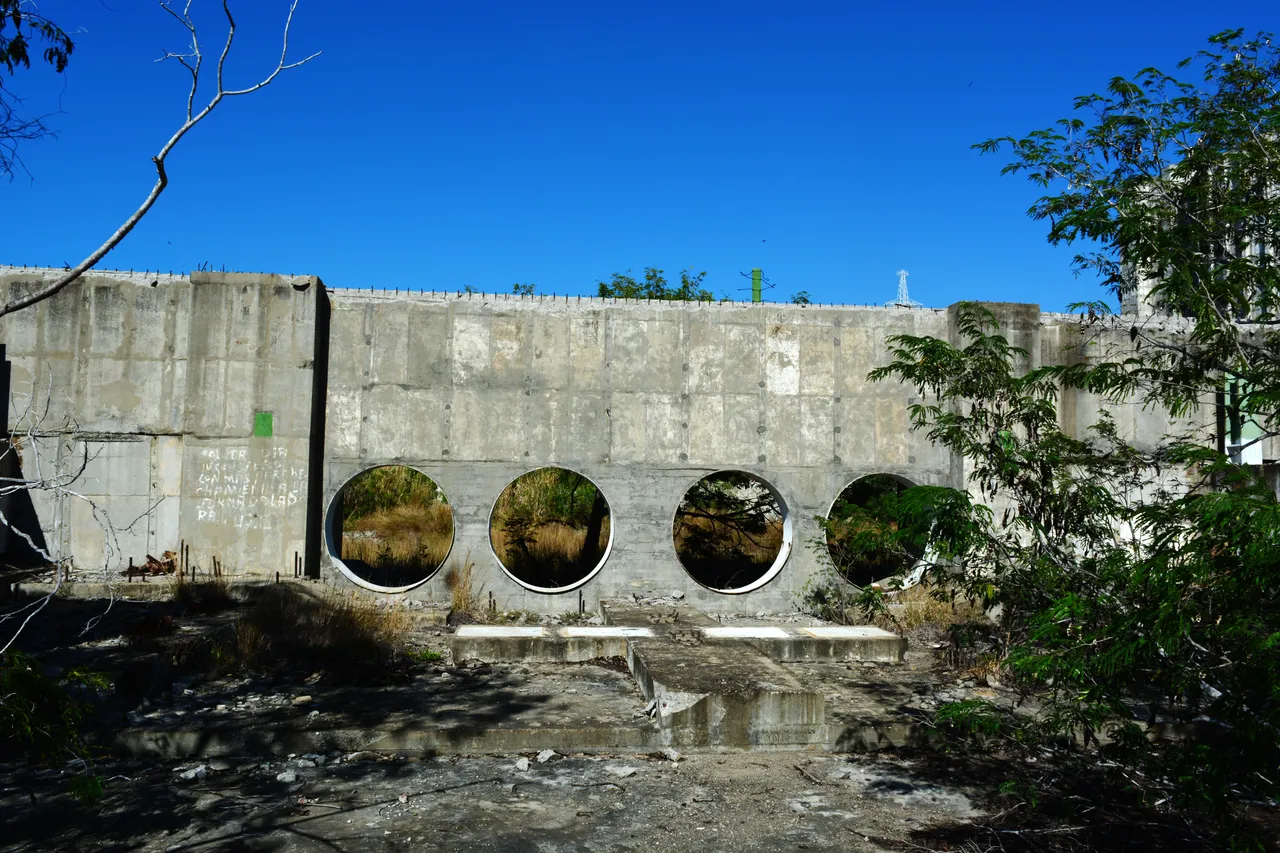 Drainage pipes holes