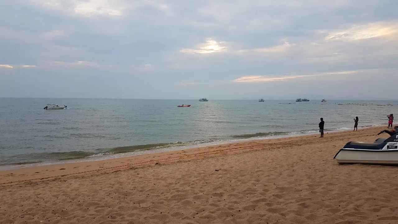 the_beach.jpg