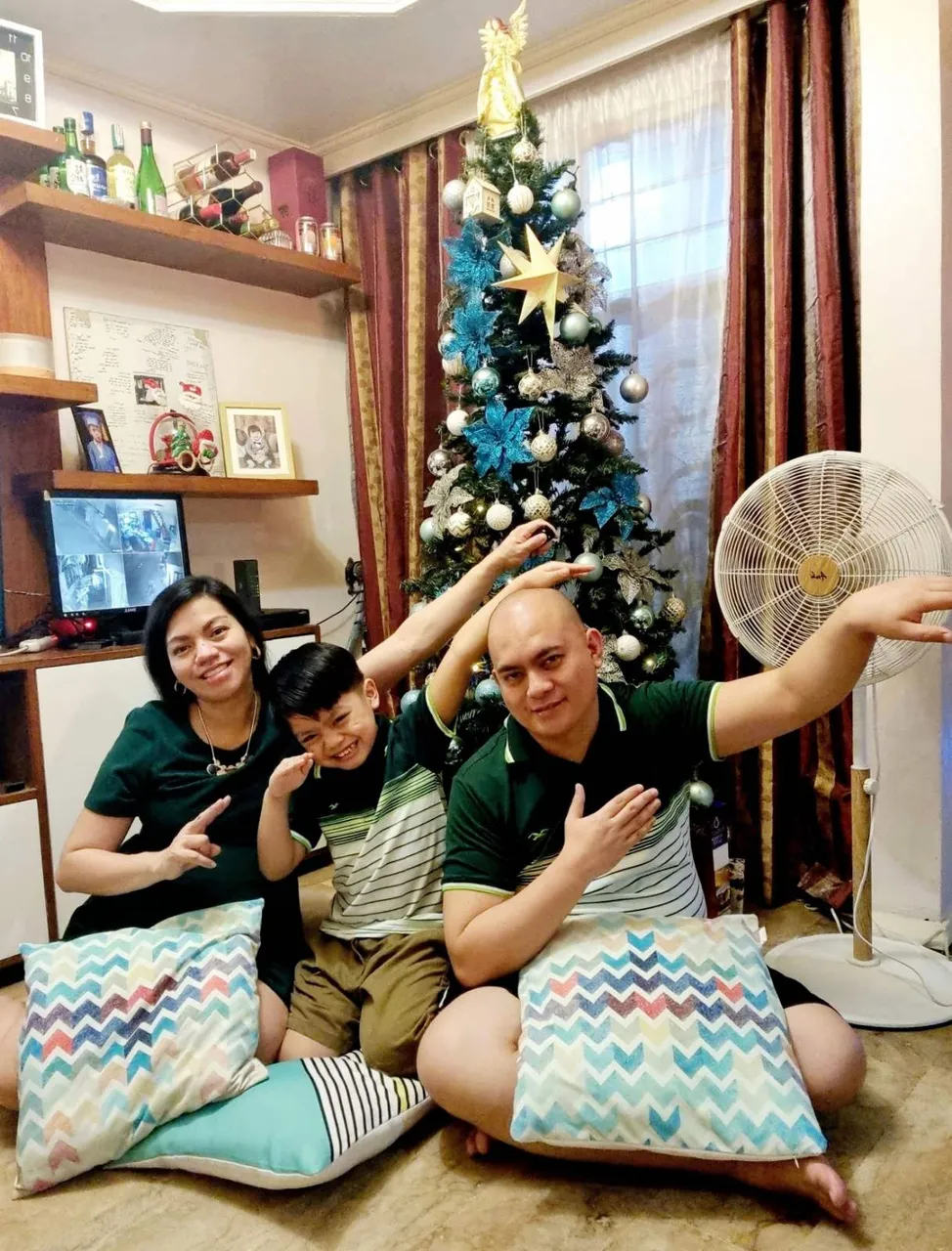 christmas2.jpg