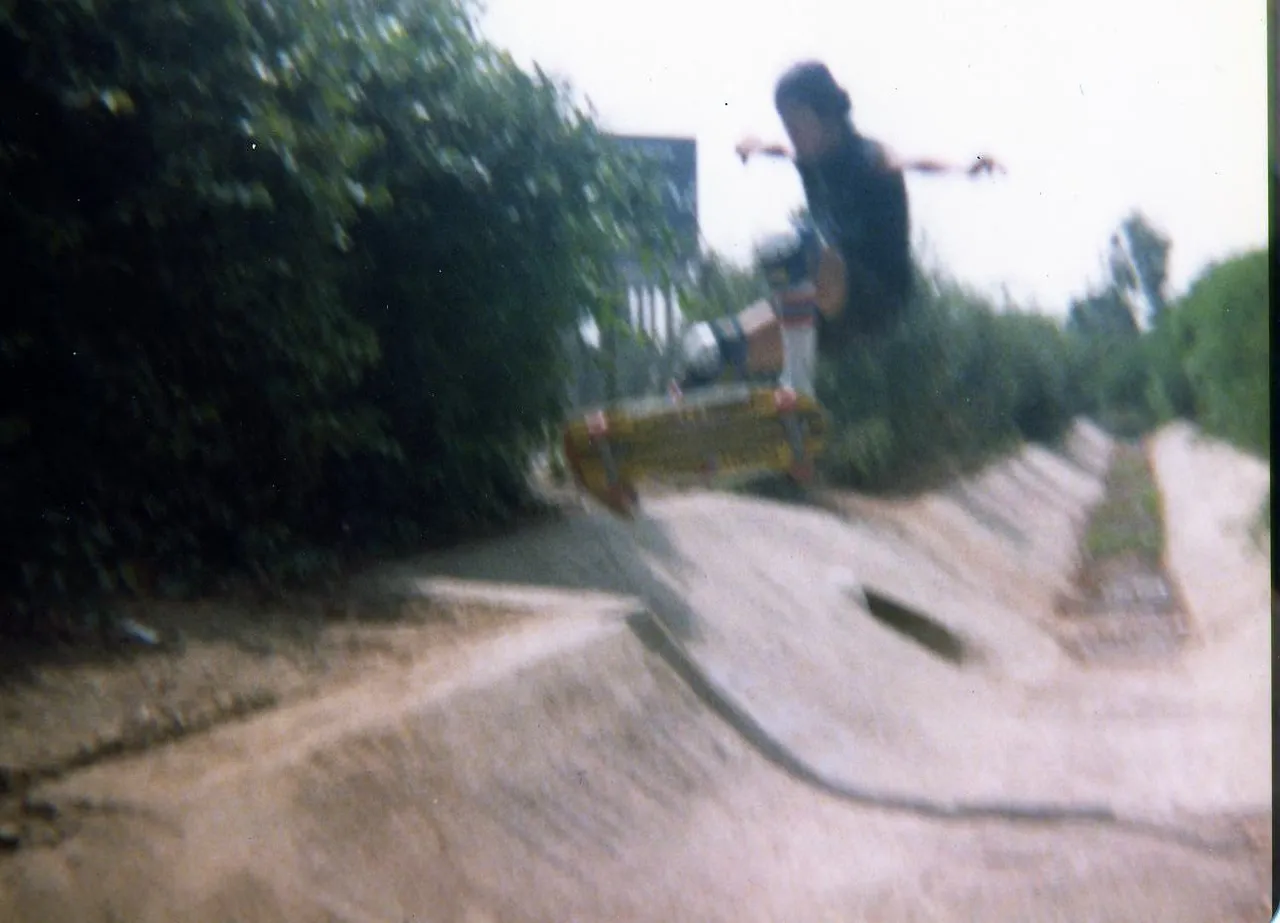37 - R.jpg