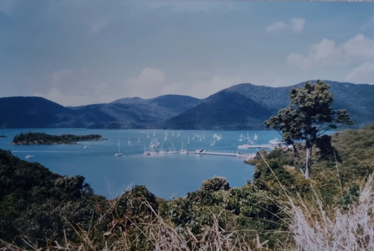 Airlie Beach first stop.