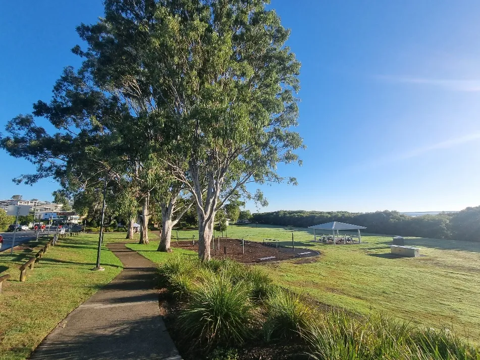 Lota Reserve. Also known as Figtree Point park.